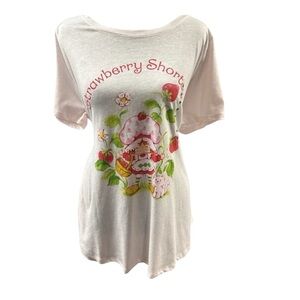 New‎ Strawberry Shortcake Juniors Plus Size 0X With Kitty Cat Graphic Tee Pink